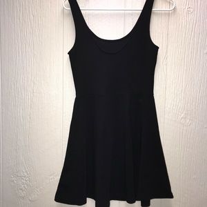 black skater dress